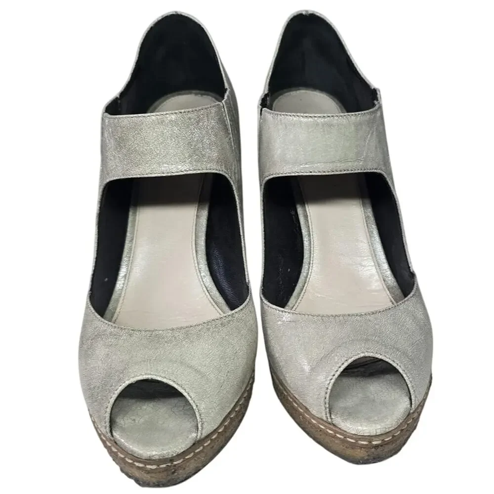 Gray Prada Mary Jane peep toe pumps sz 39.5 /8.5
